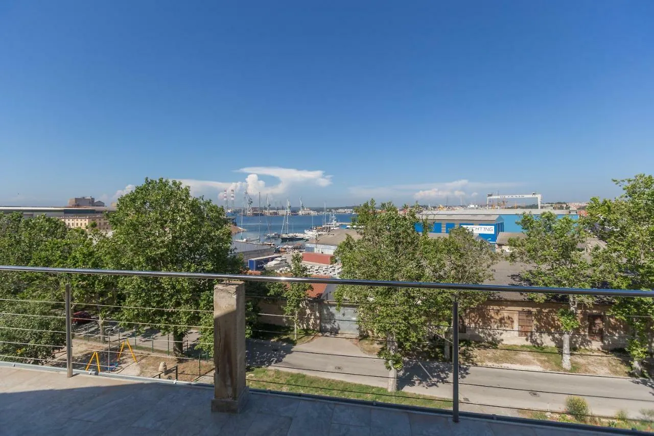 Apartment Maria Lussi Pula Hırvatistan